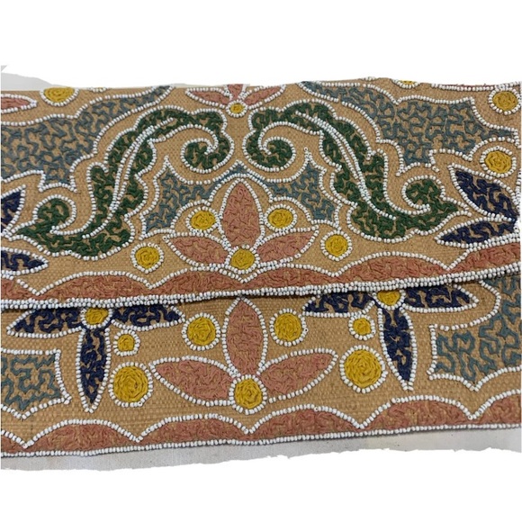 HENRY A LA PENSEE FRENCH HAND BEADED TAPESTRY HAND CLUTCH PURSE FRANCE. - Picture 3 of 8